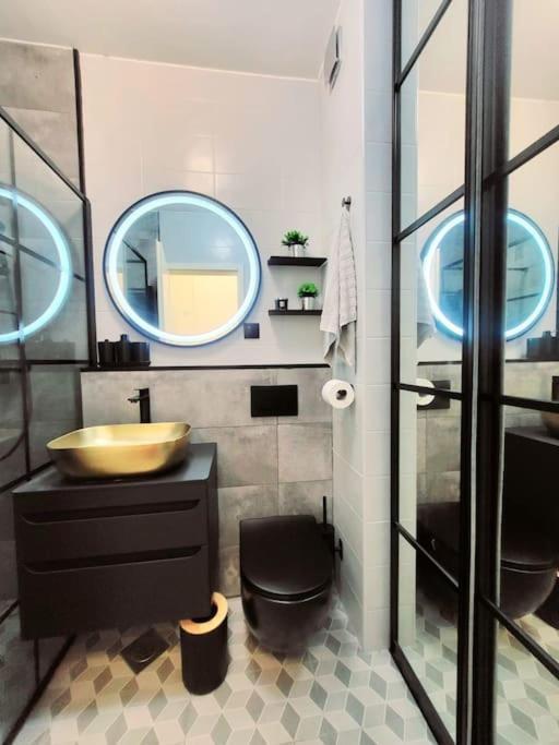 Urban Oasis: Stylish Retreat Apartment ซาเกร็บ ภายนอก รูปภาพ