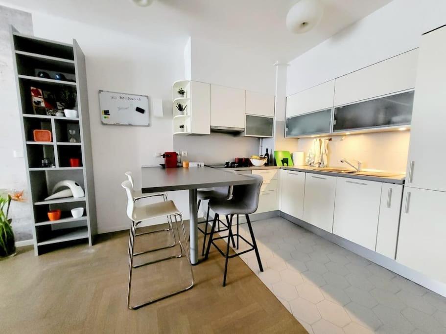 Urban Oasis: Stylish Retreat Apartment ซาเกร็บ ภายนอก รูปภาพ